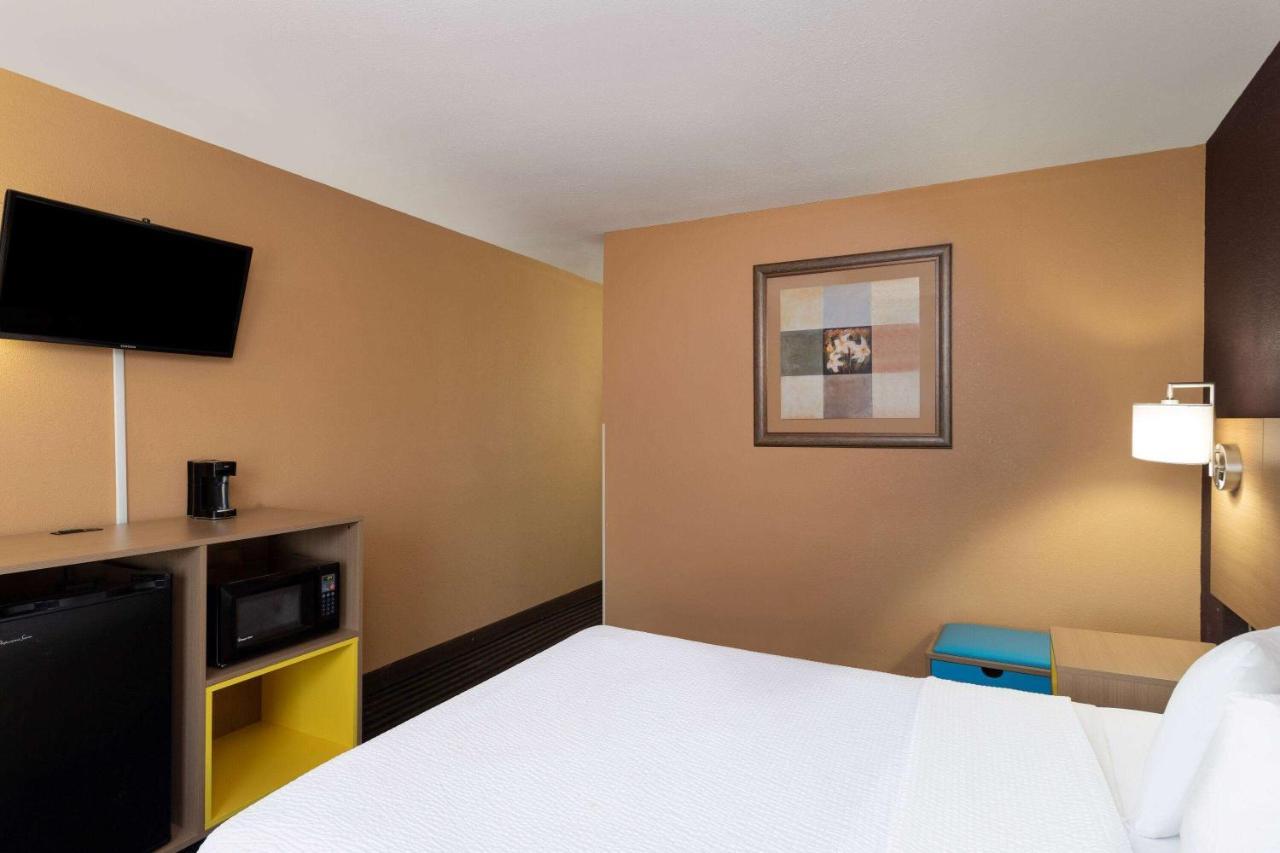 Days Inn By Wyndham Anderson In מראה חיצוני תמונה